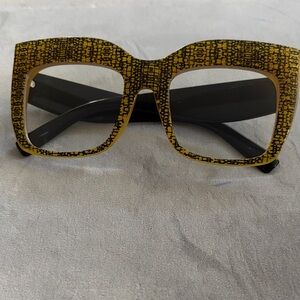 Elegant Black and Gold Women's Glasses